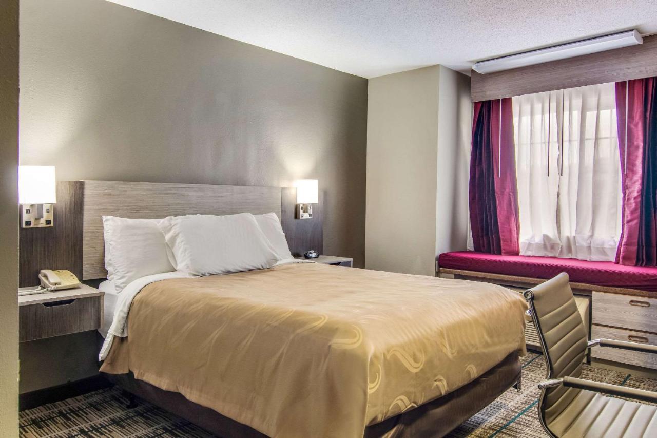Quality Inn & Suites Grove City-Outlet Mall Екстер'єр фото