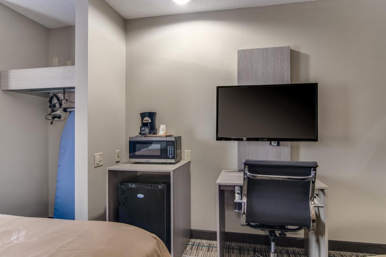 Quality Inn & Suites Grove City-Outlet Mall Екстер'єр фото